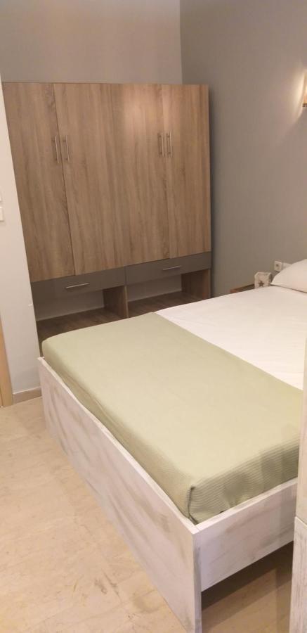 The George Apartments Nea Kallikrateia Kültér fotó